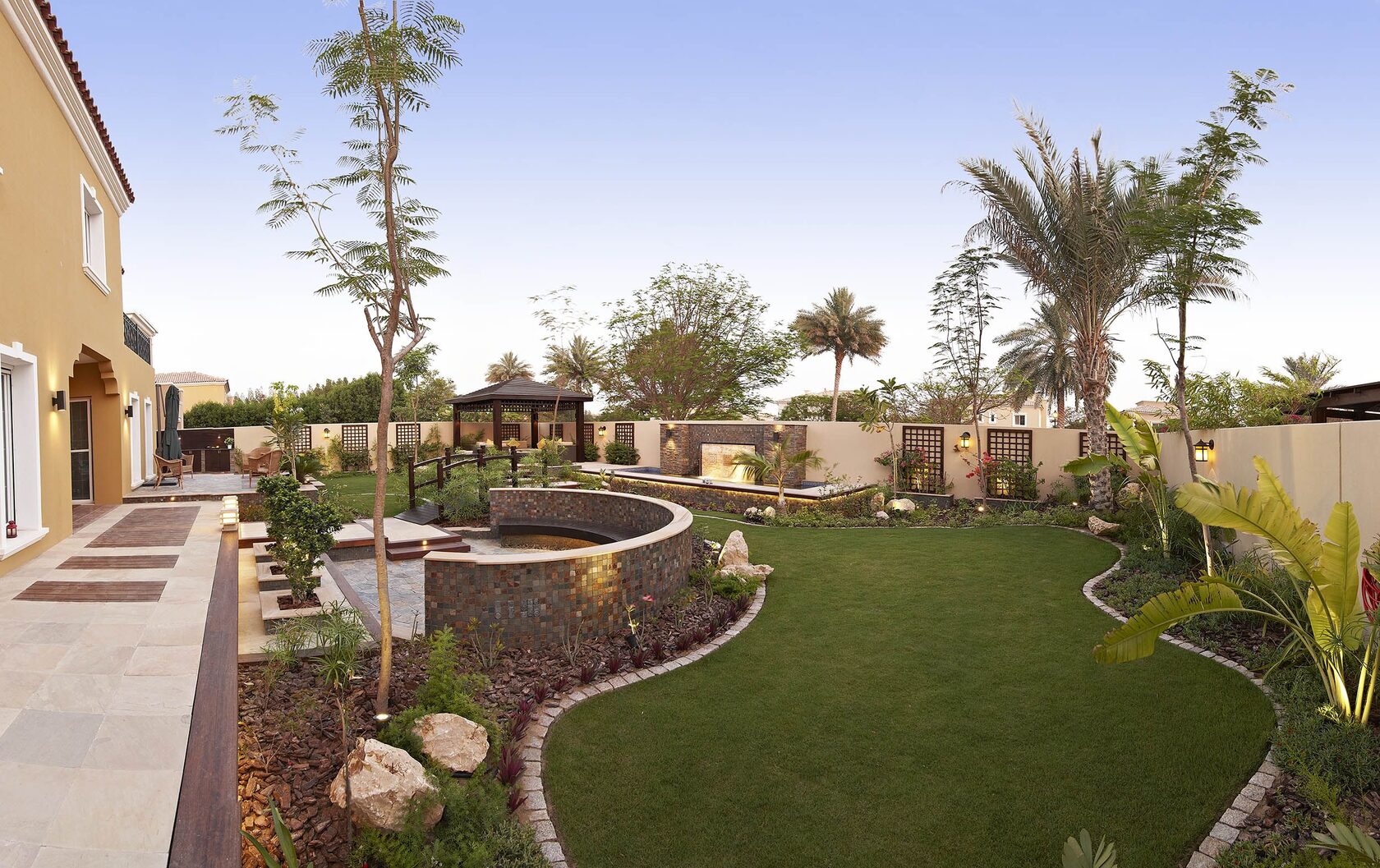 villa garden design dubai