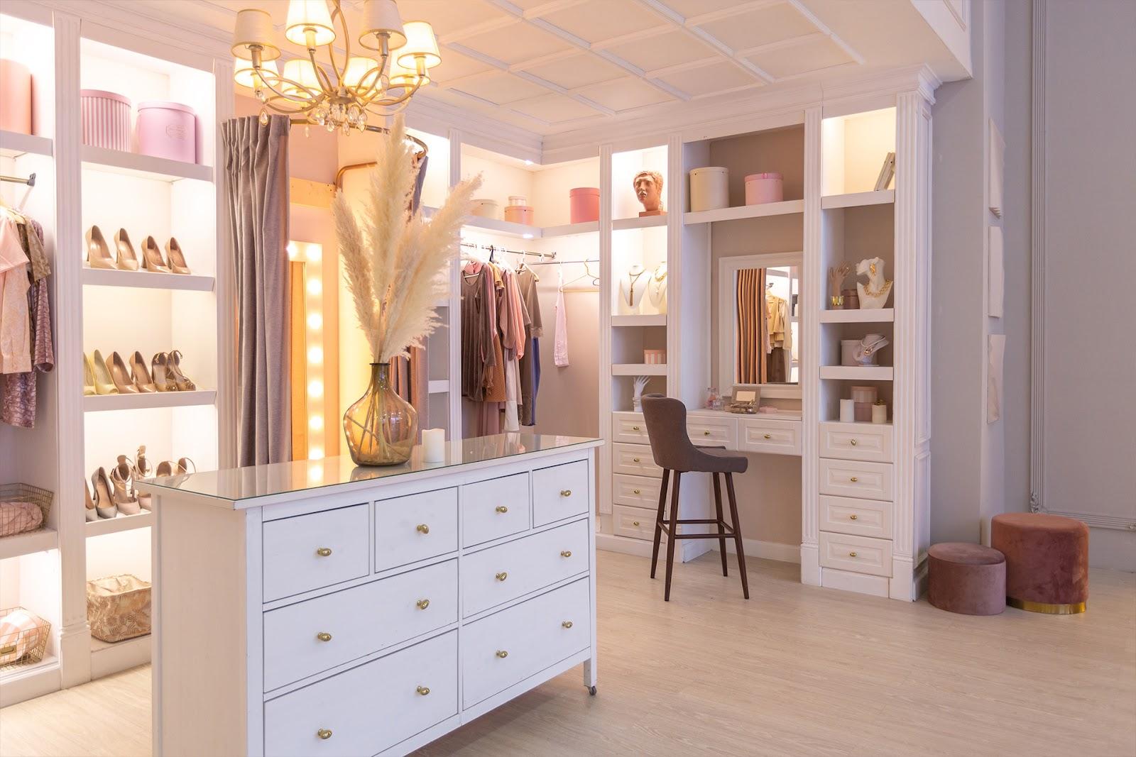 Premium Dressing Room UAE