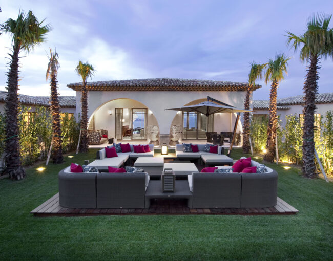 Luxury Villa Garden