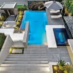 Stylish Villa Garden Design